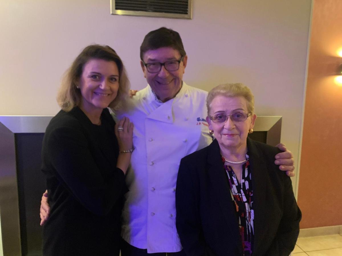 Logis Hotel Restaurant Le Moulin De La Coudre Venoy エクステリア 写真
