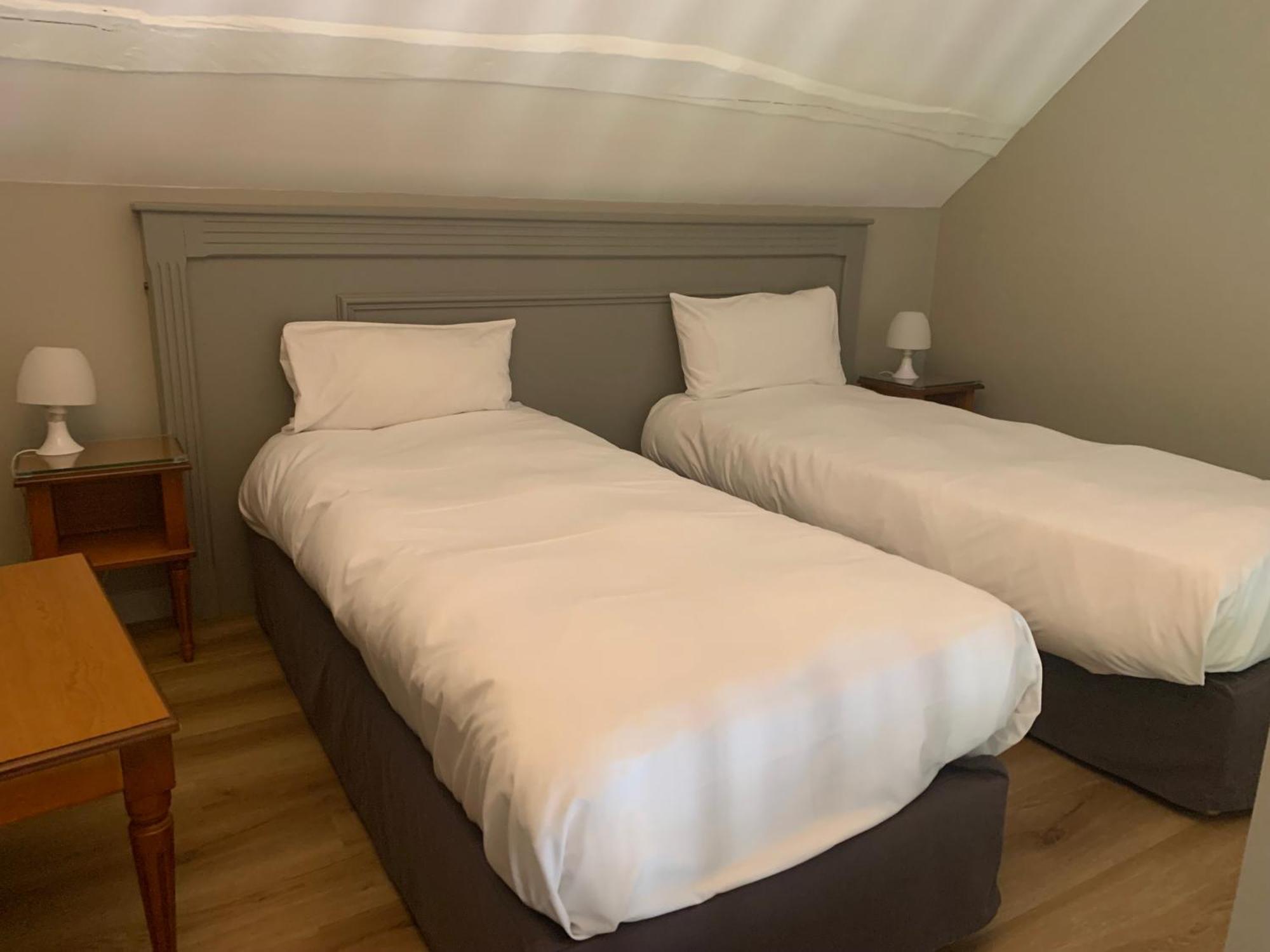 Logis Hotel Restaurant Le Moulin De La Coudre Venoy エクステリア 写真