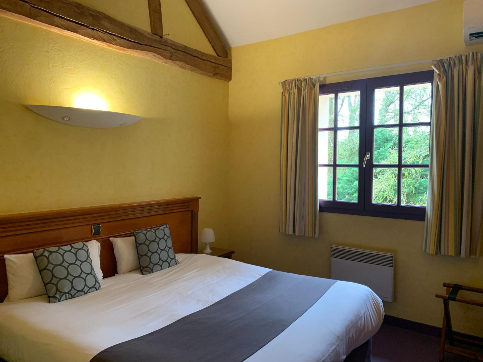 Logis Hotel Restaurant Le Moulin De La Coudre Venoy エクステリア 写真