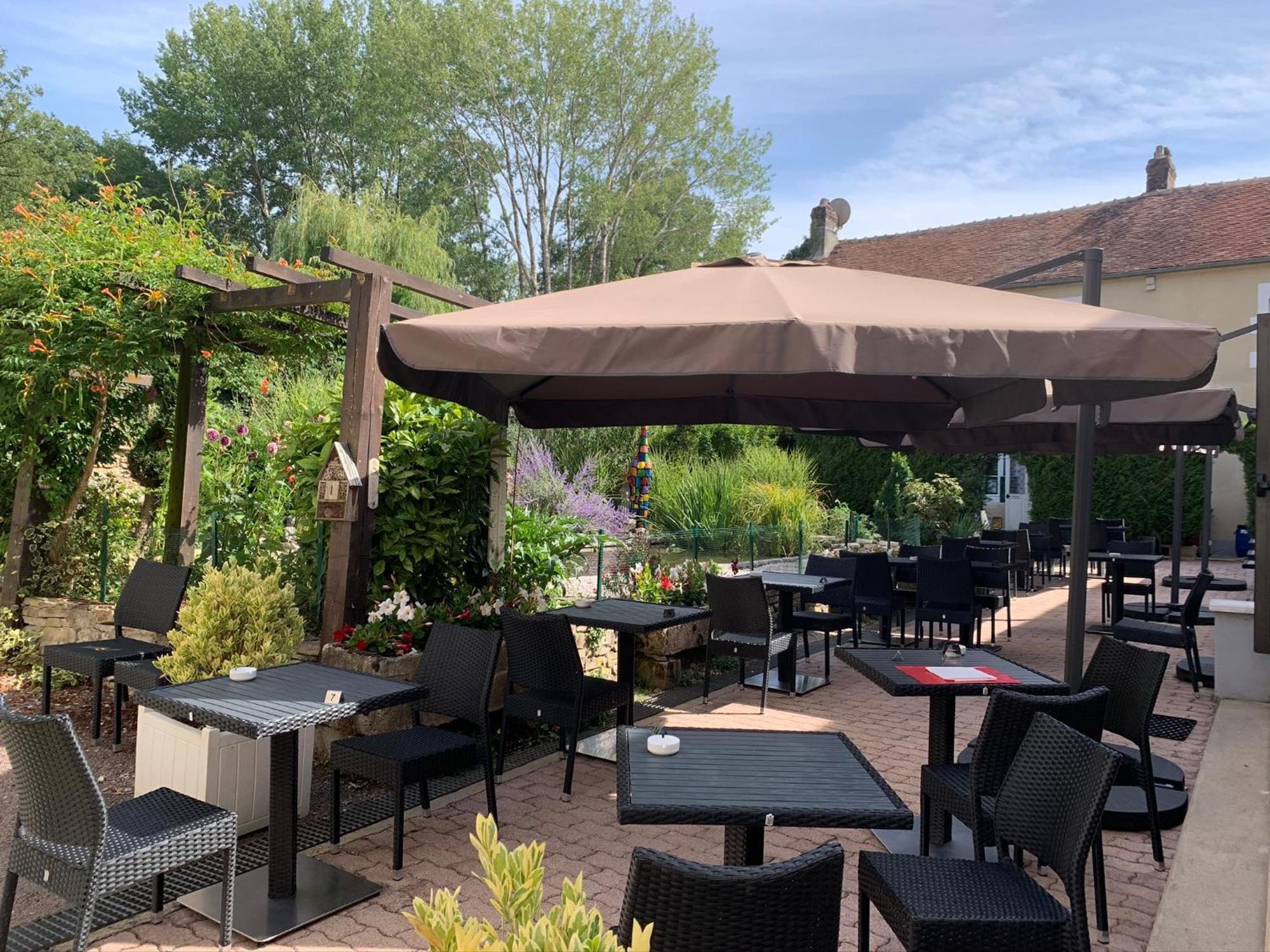 Logis Hotel Restaurant Le Moulin De La Coudre Venoy エクステリア 写真