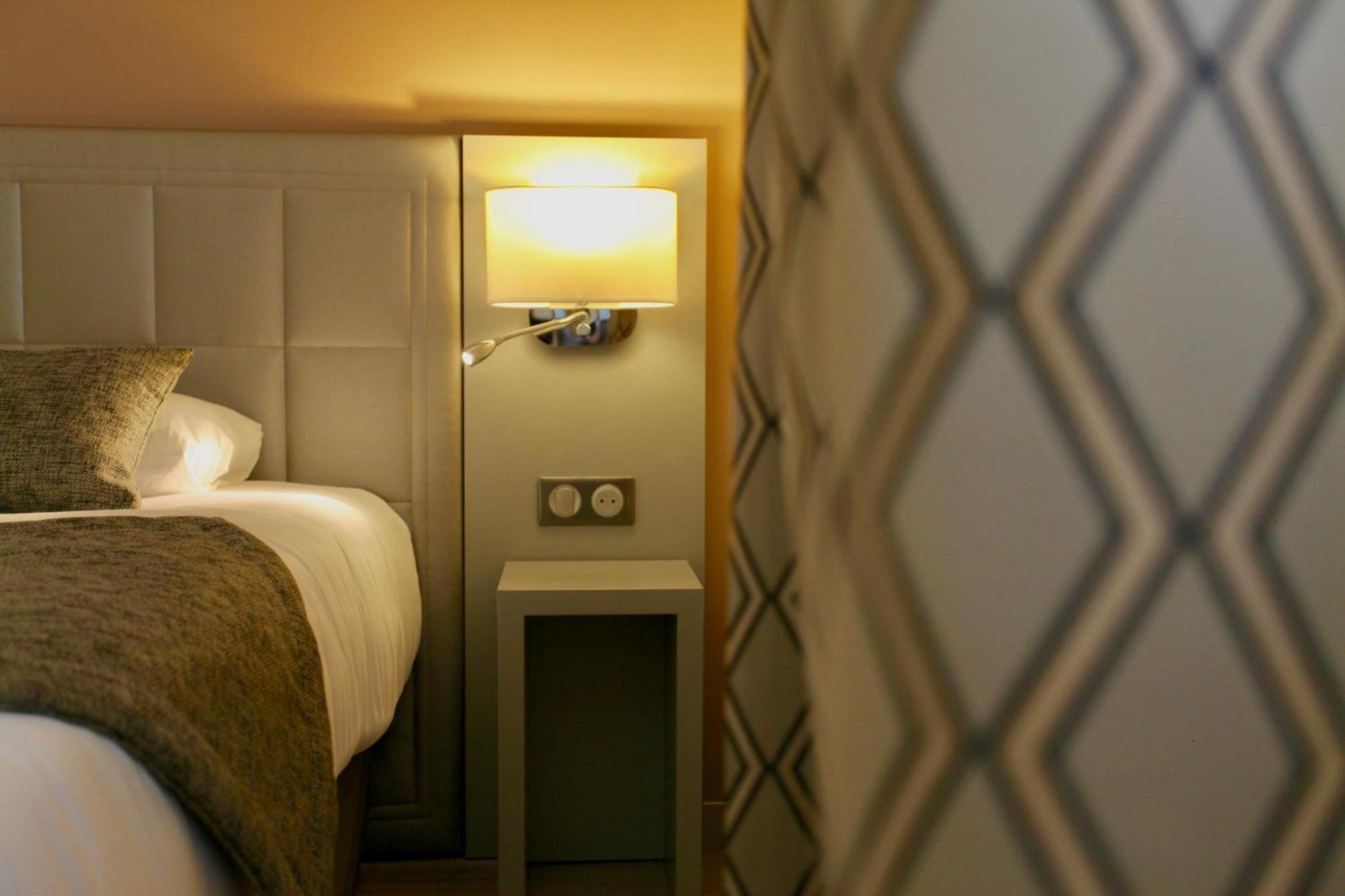 Logis Hotel Restaurant Le Moulin De La Coudre Venoy エクステリア 写真
