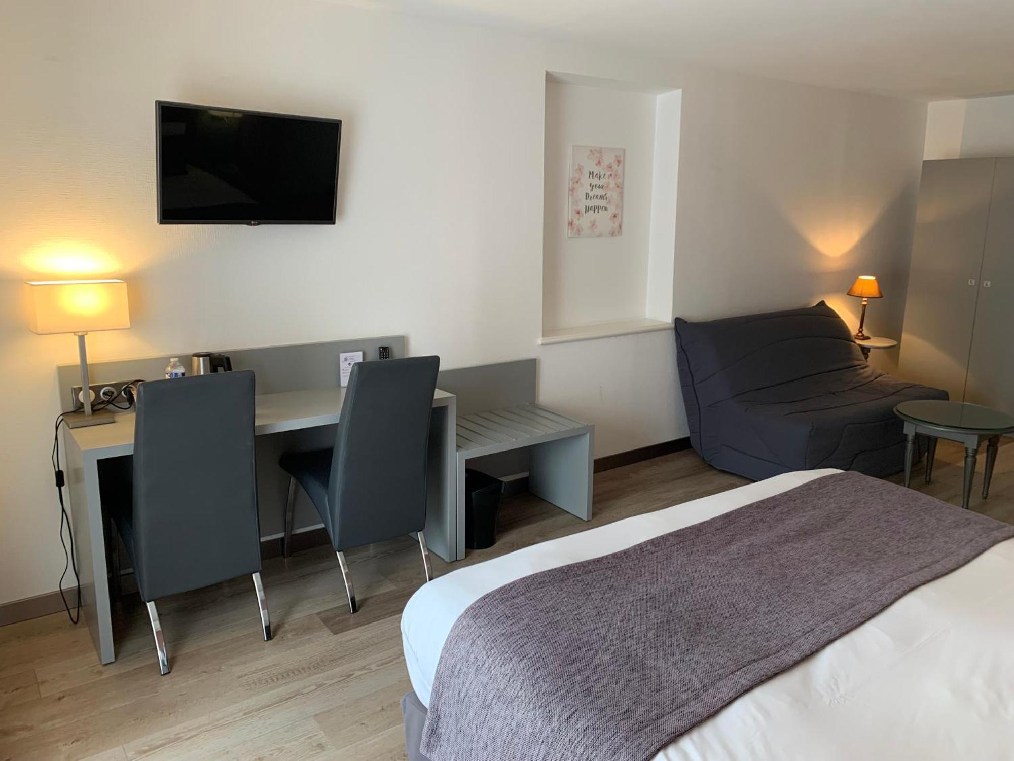Logis Hotel Restaurant Le Moulin De La Coudre Venoy エクステリア 写真