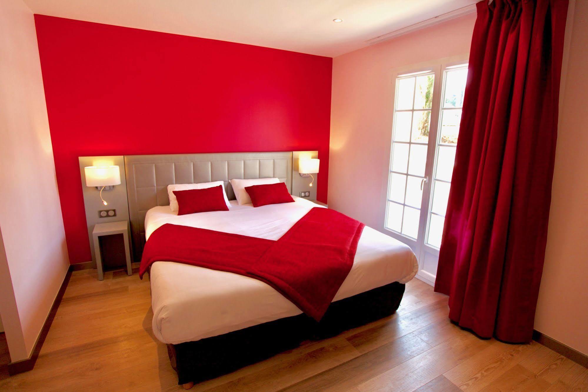 Logis Hotel Restaurant Le Moulin De La Coudre Venoy エクステリア 写真